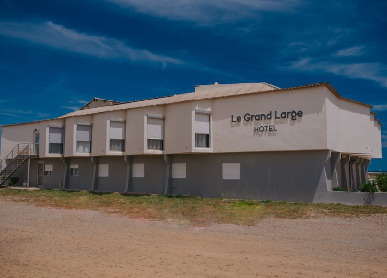 HOTEL LE GRAND LARGE