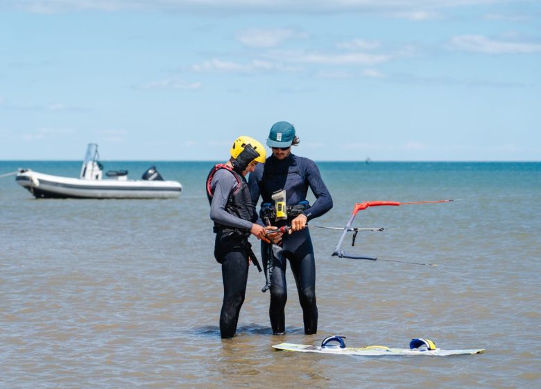 KITE AND FOIL