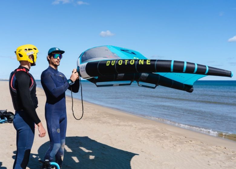KITE AND FOIL