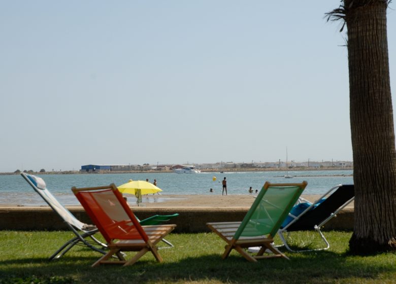 ESTACIÓN DE EMERGENCIA - GRAZEL BEACH